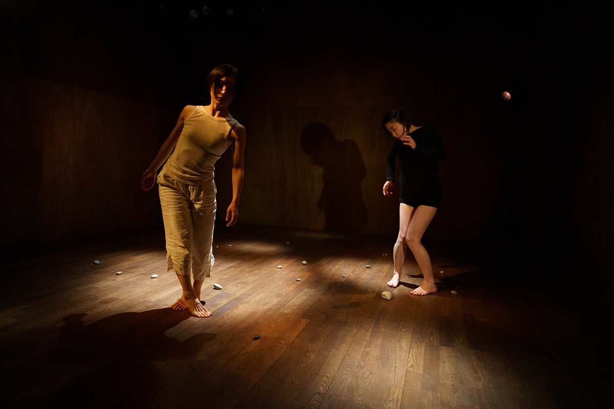 Azu MINAMI & Tomo MIZUKOSHI